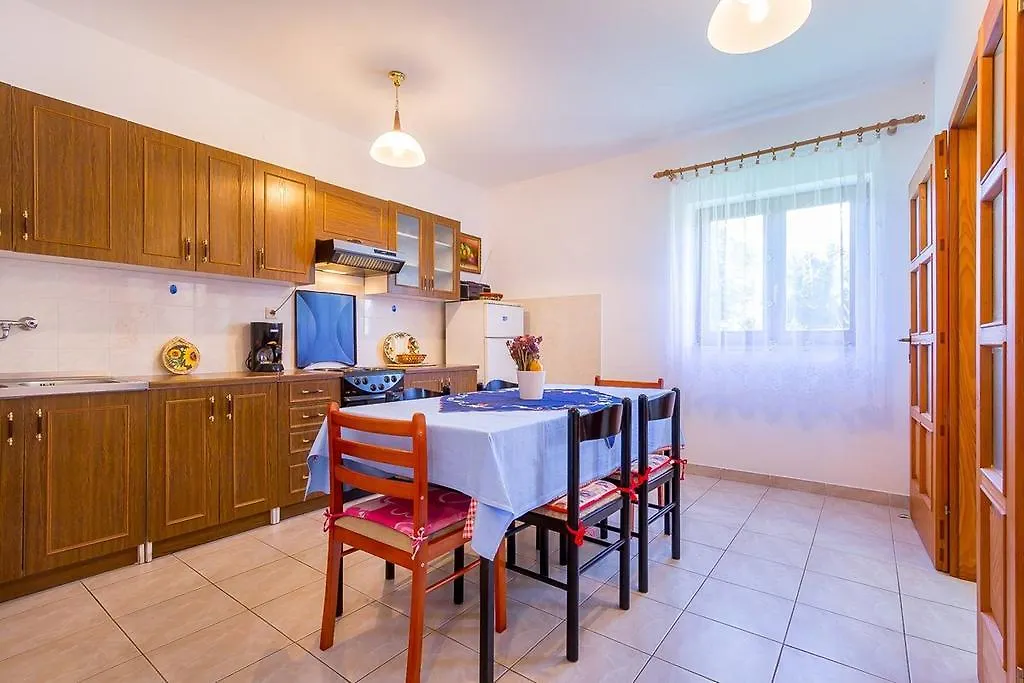 Holiday Home Cador Vinkuran Croatia